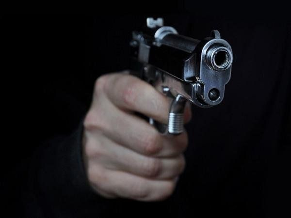 Ransom demanded from transporter: fear of pistol | ट्रान्सपोर्टरला खंडणी मागितली : पिस्तुलाचा धाक