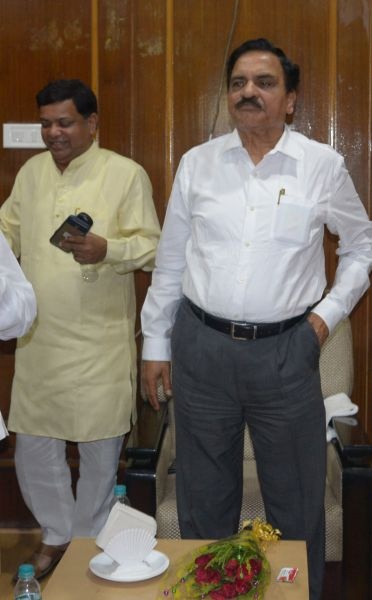 Shiv Sena will fight all the seats in Vidarbha | शिवसेना विदर्भातील सर्व जागा लढविणार