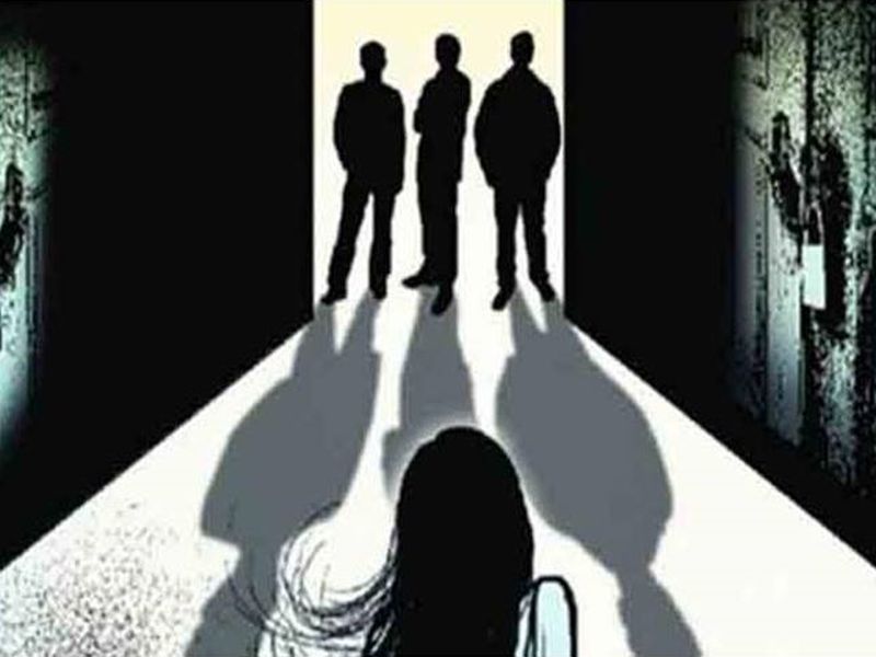 Shocking! Gang rape of a minor girl; Six were detained by police | धक्कादायक! अल्पवयीन मुलीवर सामूहिक बलात्कार; सहाजण ताब्यात    