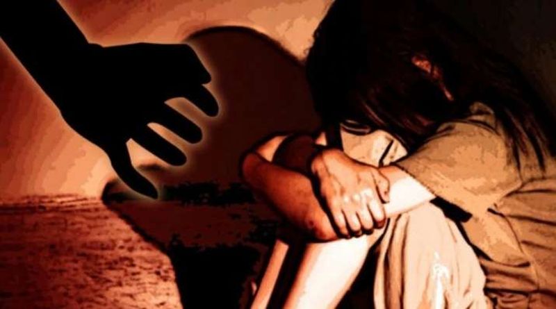 Rape on a crippled girl; Accused arrested | दिव्यांग मुलीवर अत्याचार; आरोपीला अटक