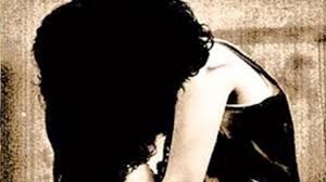 10 years in jail for rape in Khed taluka | खेड तालुक्यातील बलात्कार प्रकरणी १० वर्षाची सक्तमजुरी