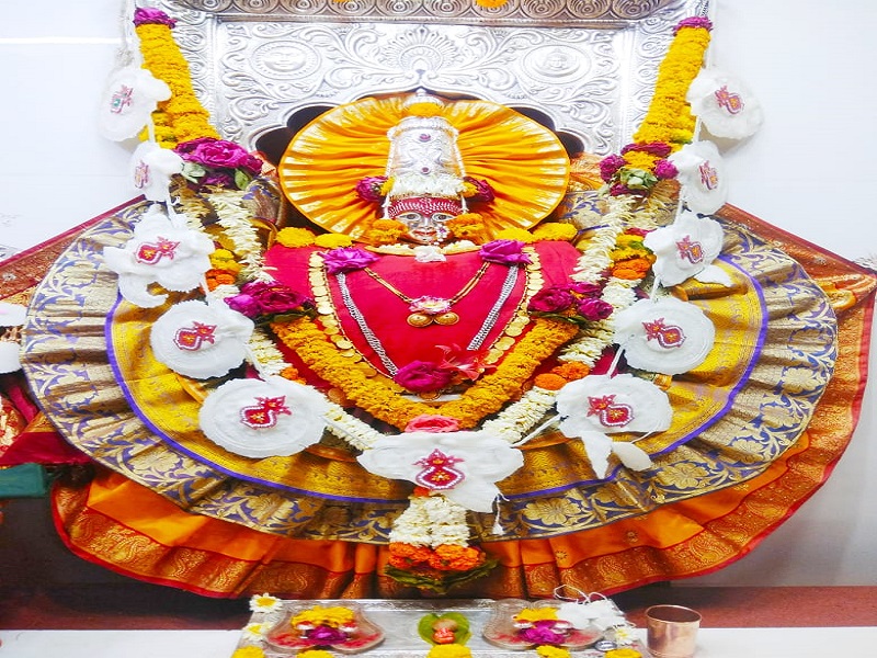 Traditional wedding ceremony of Rashin's Yamai Devi and Mahadev | राशीनची येमाई देवी व महादेवांचा रंगला पारंपरिक विवाह सोहळा