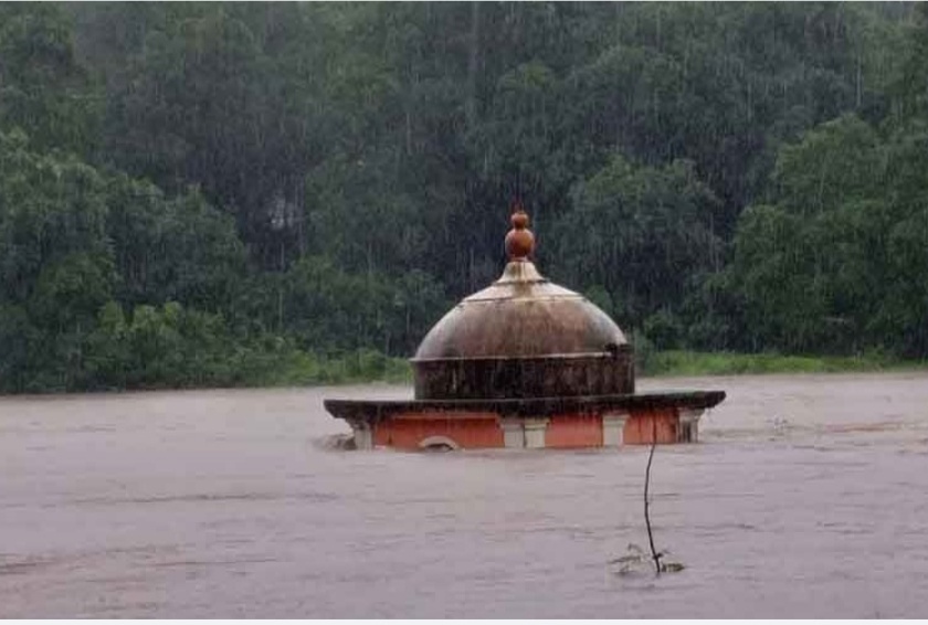 Pundalika temple in water | रत्नागिरी : पुंडलिकाचे मंदिर पाण्यात