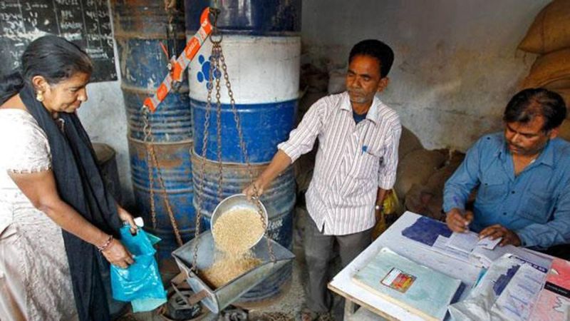 12 ration shops licenses in Nagpur suspended | नागपुरातील १२ रेशन दुकानांचे परवाने निलंबित