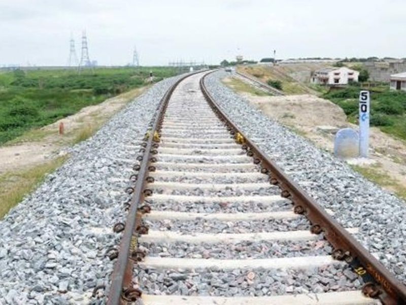 Another disruption in Ratlam-Khandwa-Akola railway connectivity | रतलाम-खंडवा-अकोला रेल्वे कनेक्टिव्हिटीमध्ये आणखी एक विघ्न