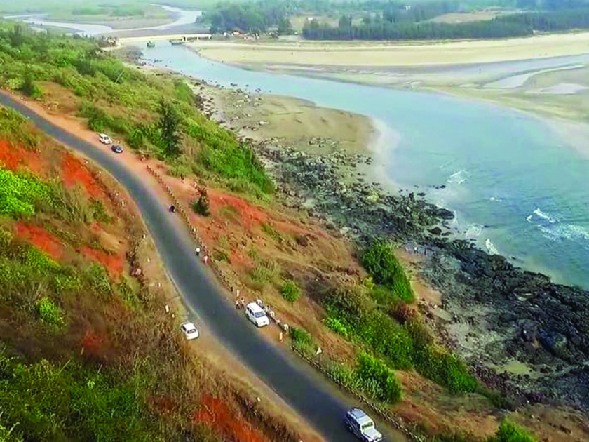  Ratnagiri: Marine route duplication plan rolling, highway to central government, Reverse-Aronda distance 570 km | रत्नागिरी : सागरी मार्ग दुपदरीकरण आराखडाही रडतखडत, महामार्ग केंद्र सरकारकडे, रेवस-आरोंदा अंतर ५७० किलोमीटरचे