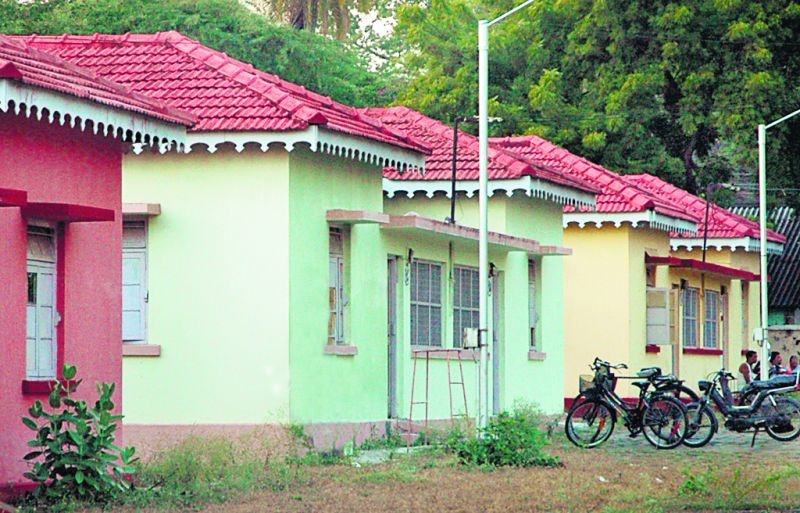 Giants look at empty cottages in Ravi Bhavan | रविभवनातील रिकाम्या कॉटेजवर दिग्गजांची नजर