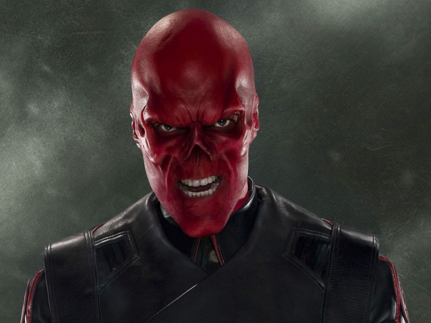 To get Red Skull look man chop his nose | हॉलिवूड सिनेमातील व्हिलन Red Skull सारखा लूक मिळवण्यासाठी त्याने कापून घेतलं नाक!