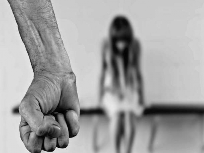 Gujarat Ahmedabad woman rape video accused arrested police crime | खरी ओळख लपवून ३१ वर्षीय महिलेचं १४ महिने लैंगिक शोषण, २३ वर्षीय आरोपीला अटक...
