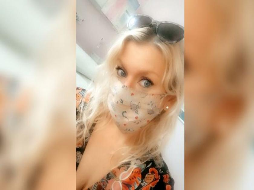 UK : Woman rushed to hospital after poisonous spider bites hiding in toilet seat | टॉयलेट सीटवर बसल्यावर महिलेला दिसला 'मृत्यू', वेदनेने किंचाळत पोहोचली हॉस्पिटलमध्ये