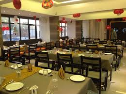 Only ten per cent restaurants and bars opened in Thane; Anger among hoteliers over closure order after 7 pm | ठाण्यात दहा टक्केच रेस्टॉरंट्स, बार उघडले; संध्याकाळी ७ नंतरच्या बंदच्या आदेशाने हॉटेल्स व्यवसायिकांमध्ये संताप