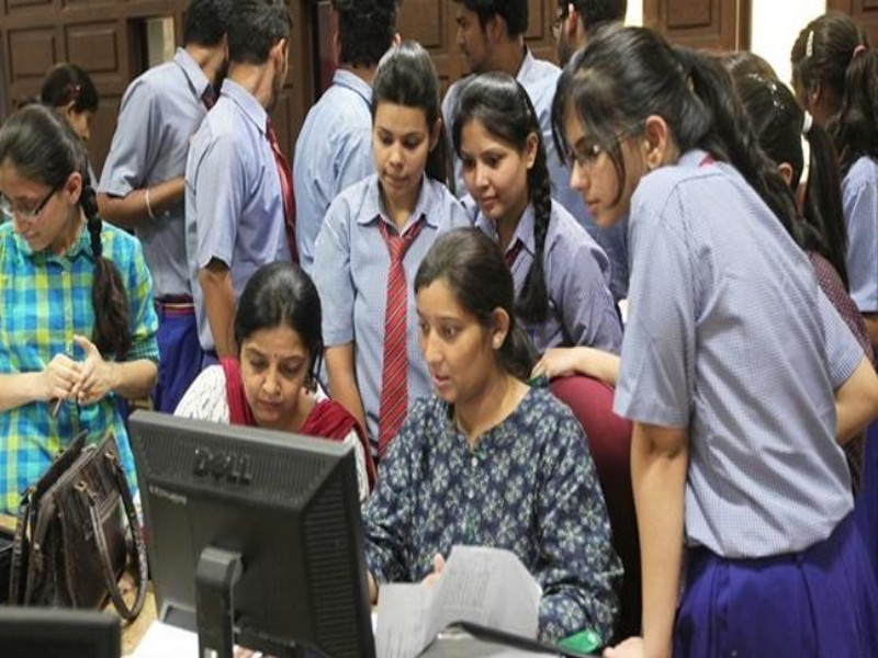 9th 11th result delhi government schools released more than 80 percent pass | दिल्लीतील सरकारी शाळांचा नववी-अकरावीचा निकाल जाहीर; 80 टक्क्यांपेक्षा जास्त विद्यार्थी उत्तीर्ण