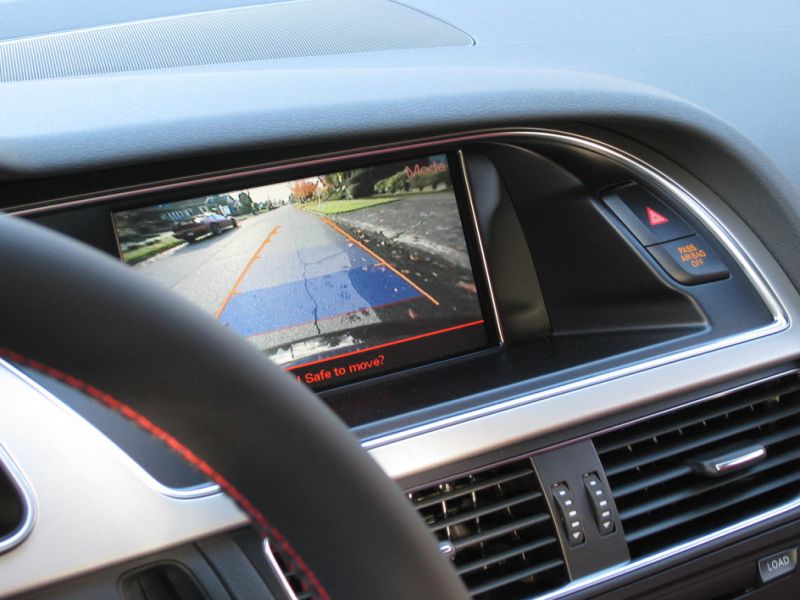rearview carmera useful for reverse an parking | कार रिव्हर्स घेण्यासाठी उपयुक्त असा बॅकअप कॅमेरा