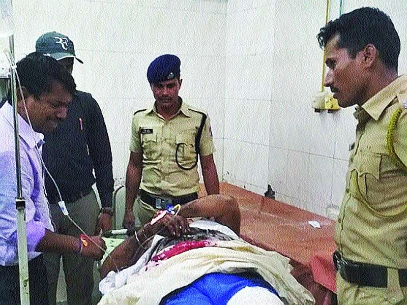 RPF personnel rescued young girl's life in railway staion | आरपीएफच्या जवानांमुळे तरुणाचे वाचले प्राण