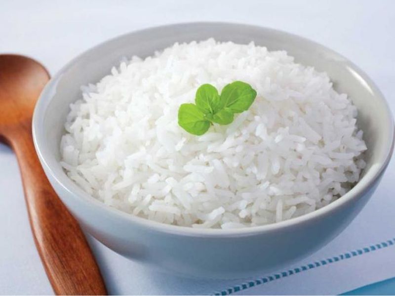 should you eat rice if you are trying to loose weight know the truth | वजन कमी करताना रात्री भात न खाण्याचा सल्ला दिला जातो, तो योग्य की अयोग्य? घ्या जाणून