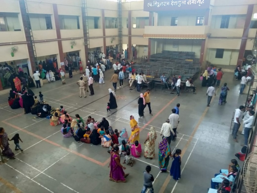 Polling for 35.76 percent till noon in Risod | Maharashtra Election Voting Live : रिसोड विधानसभा मतदारसंघात दुपारपर्यंत ३५.७६ टक्के मतदान