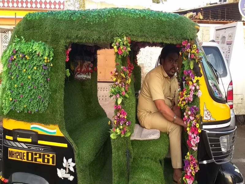 CoronaVirus: auto rickshaw drivers trick against Corona at Pune | CoronaVirus : "आपण" मिळून संपवू कोरोना ; बघा पुण्यातल्या रिक्षाचालकाची भन्नाट शक्कल 