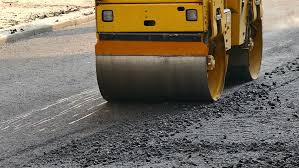 Road repair: 20 crores was needed get only 1.8 9 crore | रस्ते दुरुस्तीला ठेंग; २० कोटींची गरज असताना मिळाले १.८९ कोटी
