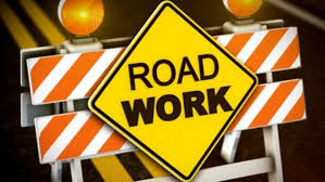 Zilla Parishad to panchayat committee road work slow down | जिल्हा परिषद ते पंचायत समिती रस्त्याचे काम मंदावले!