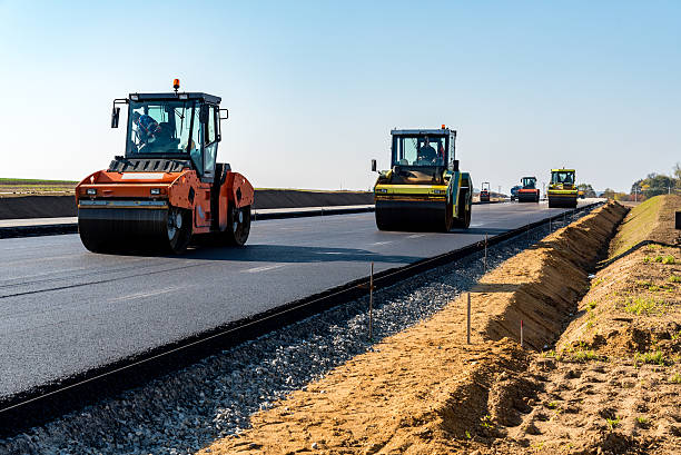 Construction of 40 km of roads per day in the country | देशात आता दररोज ४० किलोमीटर रस्त्याची बांधणी