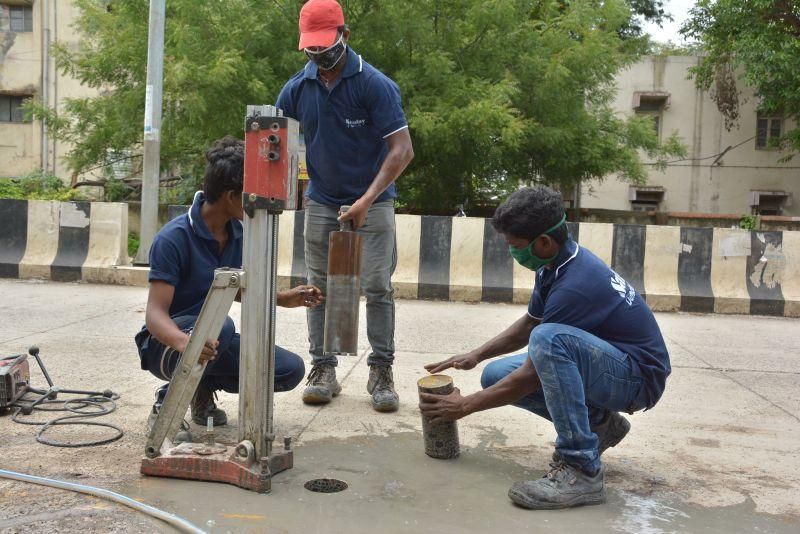VNIT team to inspect cement roads! | ‘व्हीएनआयटी’ची चमू करणार सिमेंट रस्त्यांची तपासणी!