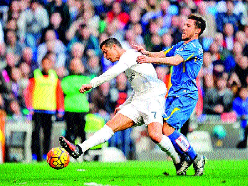  Ronaldo's glow in the victory of Madrid | माद्रिदच्या विजयात रोनाल्डोची चमक