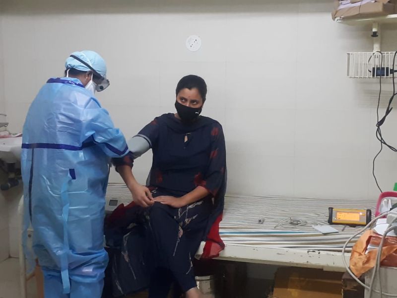 Navneet Rana admitted to Wockhardt Hospital, Nagpur | नवनीत राणा नागपूरच्या वोक्हार्ट हॉस्पिटलमध्ये दाखल