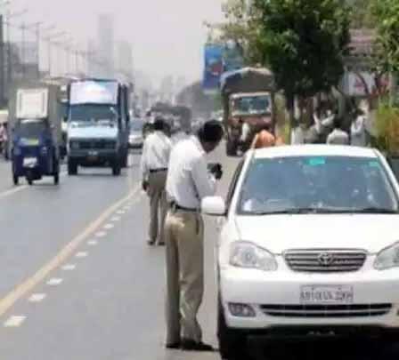 Caution; Bringing a car to Solapur ... such a big action will take place | सावधान; सोलापुरात गाडी घेऊन येताय... अशी' होणार मोठी कारवाई