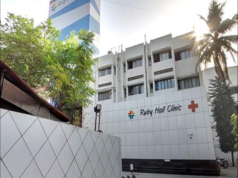 Action on Ruby Hall Clinic in Pune Organ transplant center license suspended | Ruby Hall Clinic: पुण्यातील रुबी हॉल क्लिनिकवर कारवाई; अवयव प्रत्यारोपण केंद्राचा परवाना निलंबित