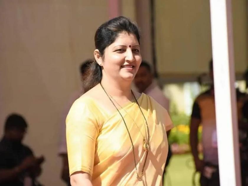 NCP women state president Rupali Chakankar admitted in Ruby Hall Clinic due to health problems | राष्ट्रवादी काँग्रेसच्या महिला प्रदेशाध्यक्षा रुपाली चाकणकर प्रकृती अस्वस्थतेमुळे रुग्णालयात दाखल