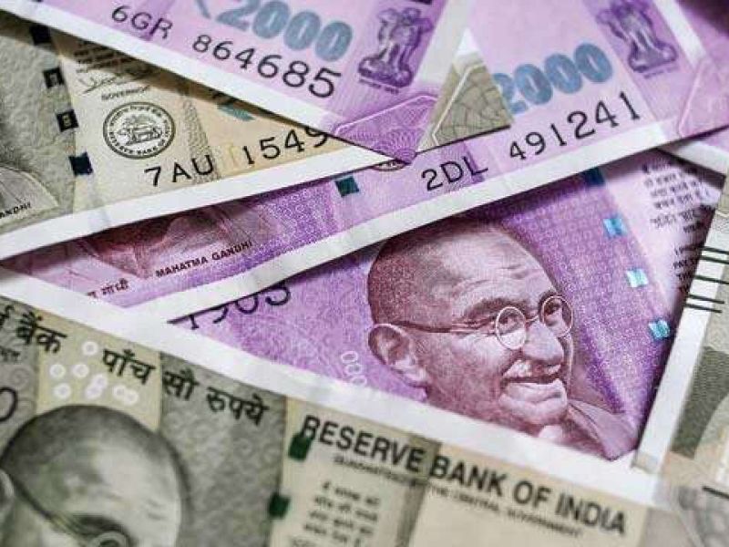 No need to panic even if rupee touches 80 dollar says Government | 'डॉलरच्या तुलनेत रुपया 80 वर पोहोचला तरी चिंता नाही'