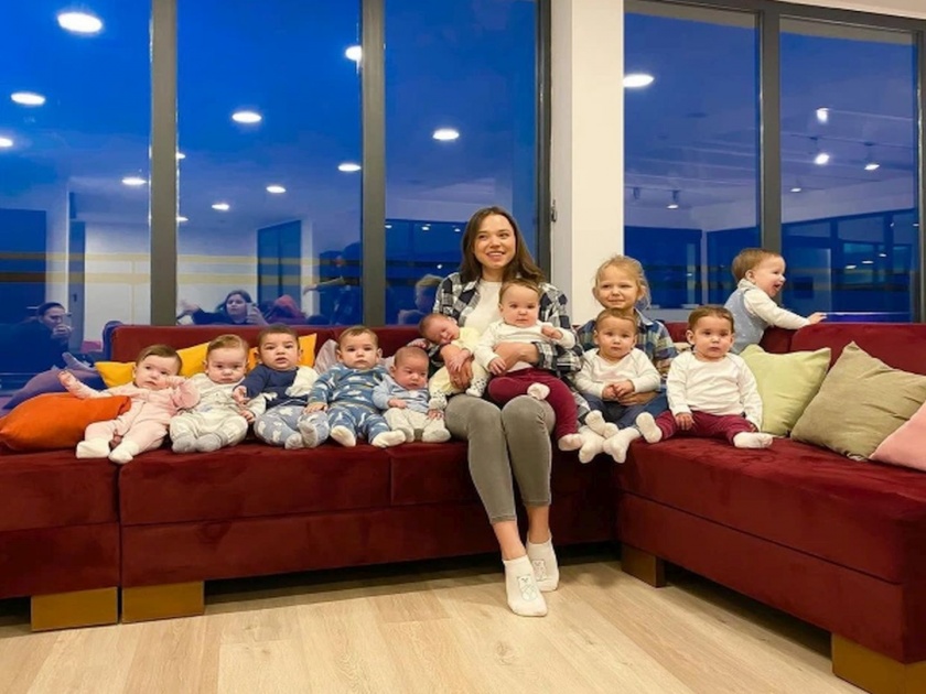 Mum of 11 addicted to having kids wants 100 CHILDREN using surrogacy | २३ व्या वर्षी 'ती' आहे ११ बाळांची आई; आता तिला शतक करण्याची घाई 