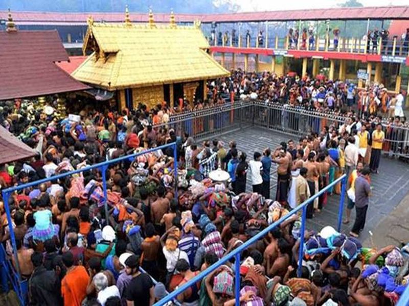 Sabarimala temple opens for devotees; 10 women sent back from Pamba after Kerala govt refuses to provide police protection | शबरीमला मंदिराजे दरवाजे उघडले, 10 महिलांना पोलिसांनी प्रवेशापासून रोखले