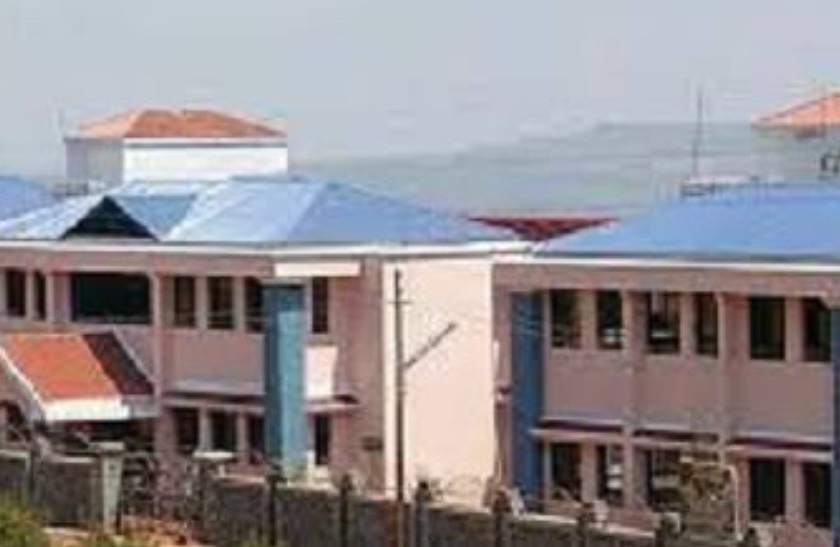 Government's school closure policy hartal, movement to start residential schools in Panchgani! | corona virus : पांचगणीत निवासी शाळा सुरु करण्याची हालचाल!