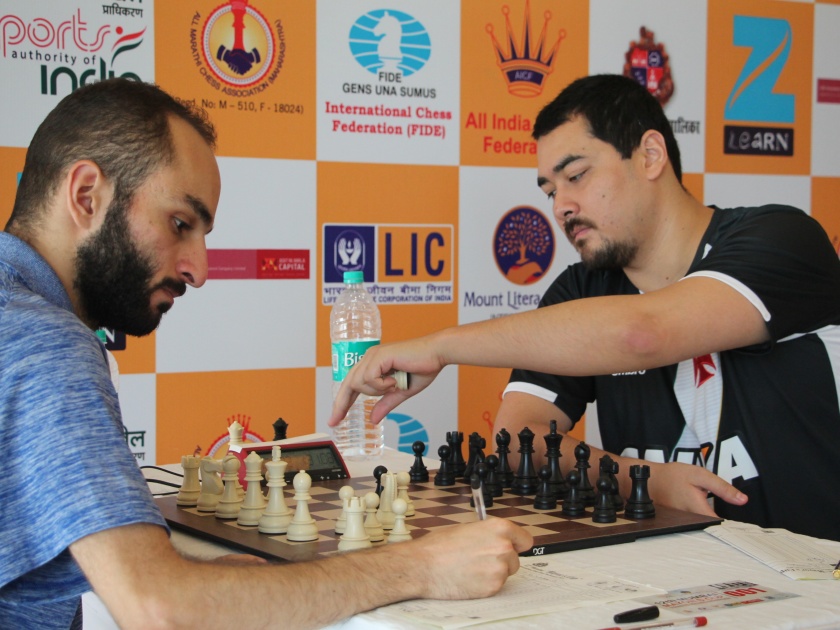 Chess: Armenia's Grand Master Petrosyanen Manuel leads the race | बुध्दिबळ : आर्मेनियाचा ग्रँड मास्टर पेट्रोस्यांन मॅनुएल आघाडीवर