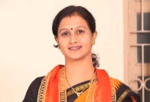  Marathi Zenda on Surat, BJP's Sangita Patil won | सुरतेवर मराठी झेंडा, भाजपाच्या संगीता पाटील विजयी