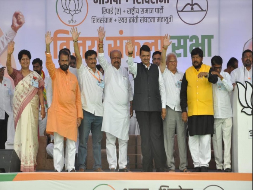lok sabha Election 2019 bjp Devendra Fadnavis in sangli | काँग्रेसनेच सांगली काँग्रेसमुक्त केली - मुख्यमंत्री देवेंद्र फडणवीस 