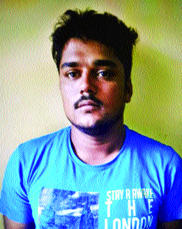  Five policemen including Yuvraj Kamte | अनिकेत कोथळे हत्याप्रकरण: युवराज कामटेसह पाच पोलिस बडतर्फ