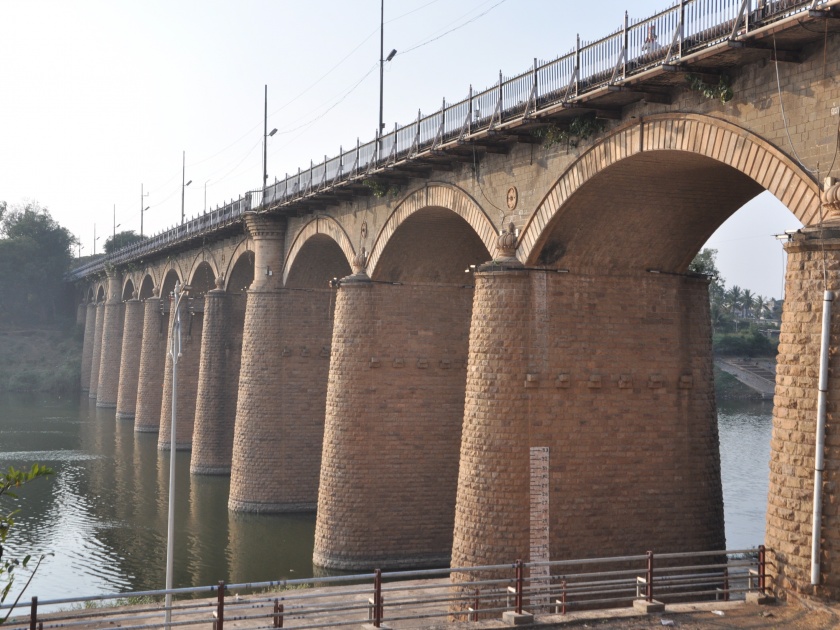 A new alternative bridge, Sangrur Irvival will be replaced, changing the position of the Panjarpol, the work of the plan started. | सांगलीत आयर्विनलगतच होणार नवा पर्यायी पूल, पांजरपोळची जागा बदलली, आराखड्याचे काम सुरू