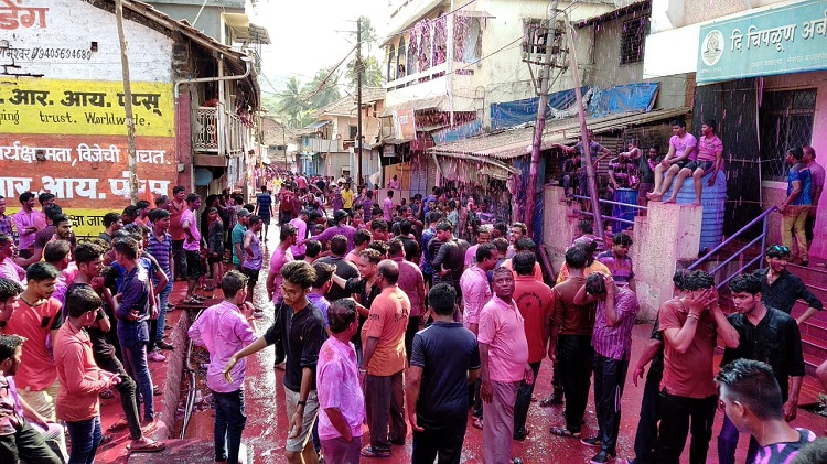 Thousands of devotees from Ratnagiri district celebrate Jakhmata Devi's sprint festival in Sangameshwar | संगमेश्वरात रंगला जाखमाता देवीचा शिंपणे उत्सव-रत्नागिरी जिल्ह्यातून हजारो भाविक सहभागी