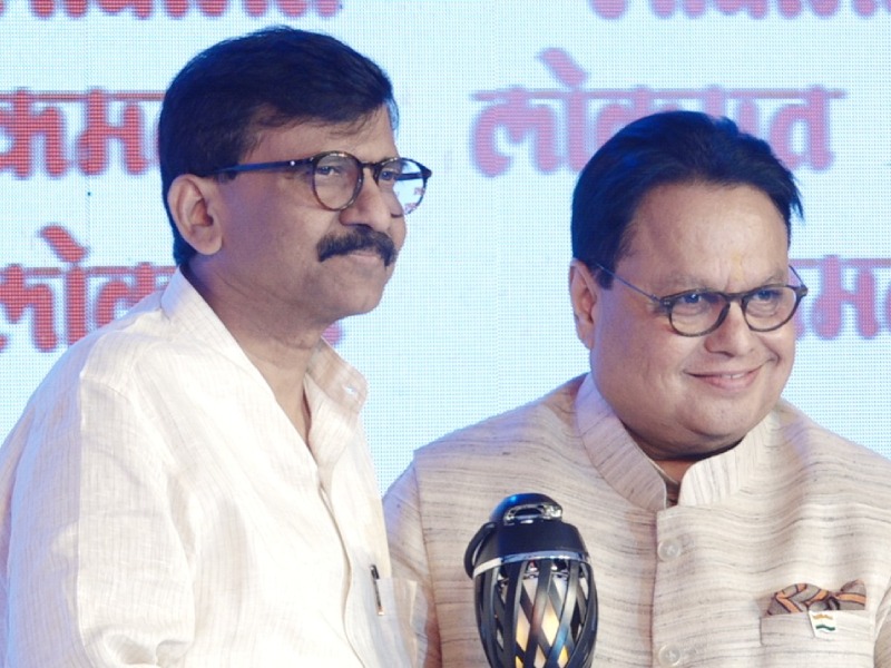 Shiv Sena Sanjay Raut honored with 'Lokmat Best Political Opinion Maker' Digital Influencer Award | Lokmat DIA 2021: शिवसेना खासदार संजय राऊतांचा ‘लोकमत बेस्ट पॉलिटिकल ओपिनियन मेकर’ डिजीटल इन्फ्लूअन्सर पुरस्कारानं गौरव