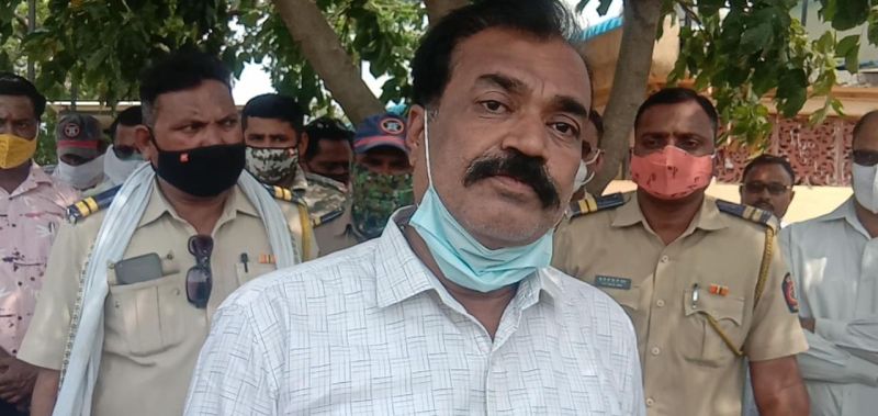 Former Shiv Sena MLA from Akot Sanjay Gawande arrested | शिवसेनेचे माजी आमदार संजय गावंडे यांना अटक; कृउबास सहसचिवास मारहाण केल्याचा आरोप