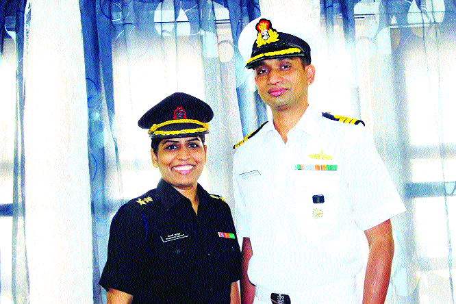 Bharatgaonwadi jagatap couple officer in the army | भरतगाववाडीचे जगताप दाम्पत्य लष्करात अधिकारी