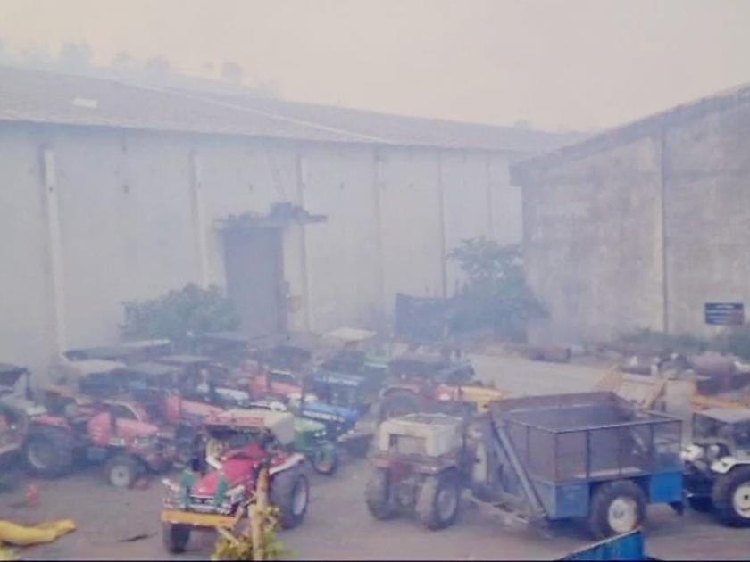 Satara News: Big fire at Ryat factory bagasse, materials including boiler burnt : loss of lakhs of rupees | Satara: रयत कारखान्याच्या बगॅसला भीषण आग, बॉयलरसह साहित्य जळाले, लाखो रुपयांचे नुकसान