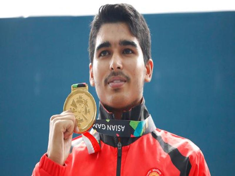 Asian Games 2018: Farmer's son saurabh chaudhary get Gold medal in Asian Games | Asian Games 2018: शेतकऱ्याच्या मुलानं पिकवलं आशियाई स्पर्धेत सोनं