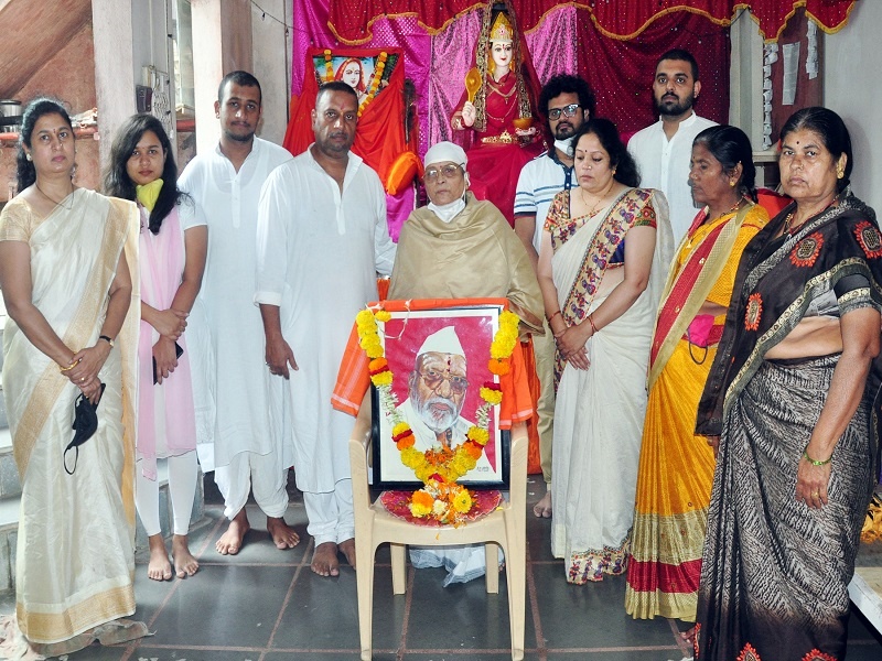Lingarchan ceremony concludes at Shri Shaktidham Navagraha temple in the city | नगरमधील श्री शक्तिधाम नवग्रह मंदिरात लिंगार्चन सोहळ्याचा समारोप