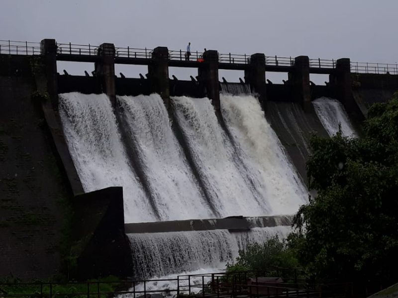 Dam Water overflow to Sawantwadi | सावंतवाडीला पाणीपुरवठा करणारे धरण ओव्हर फ्लो