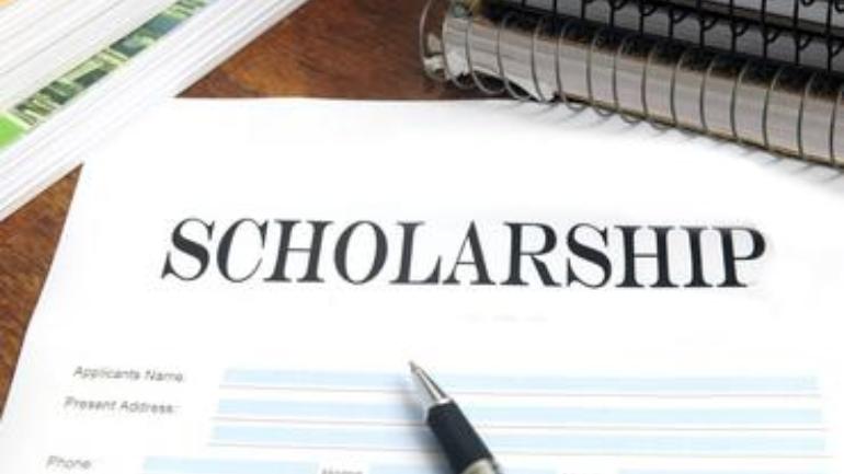 Free scholarships for tribal students | आदिवासी विद्यार्थ्यांना विनाअट शिष्यवृत्ती