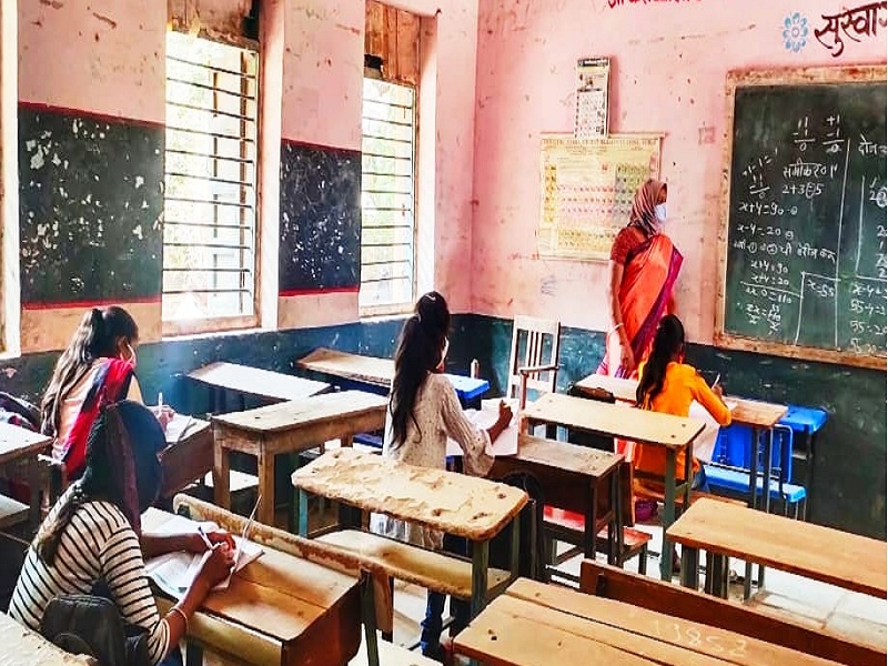 'Yes sir' of 22% students on first day; 406 schools started in rural Aurangabad | पहिल्या दिवशी २२ % विद्यार्थ्यांचे 'येस सर'; औरंगाबाद ग्रामीणमध्ये 406 शाळा सुरू