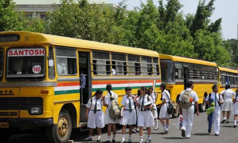 Shocking! 50% school buses in Nagpur 'unfit' | धक्कादायक! नागपुरातील ५० टक्के स्कूल बस ‘अनफिट’